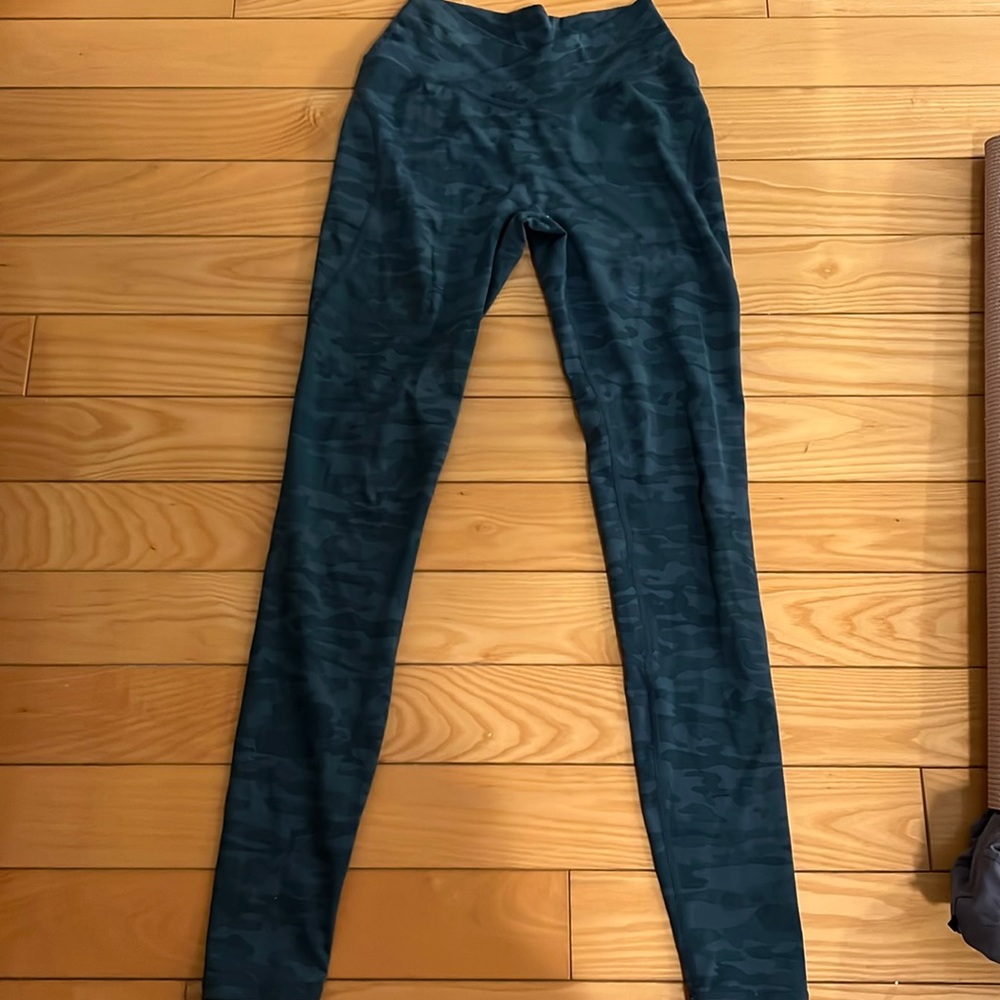 Alphalete Surface Power Leggings